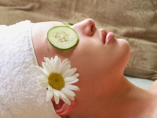 As an emergency aid for the skin around the eyes, cucumber circles will work